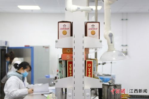 探訪國(guó)內(nèi)最大中藥企業(yè)科研中心 傳統(tǒng)藥香里的現(xiàn)代創(chuàng)新交響